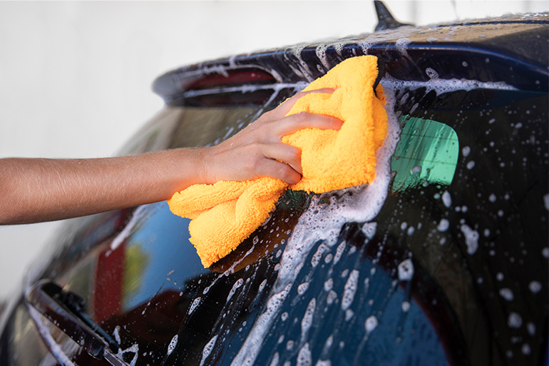 Se puede lavar el coche con lavavajillas?